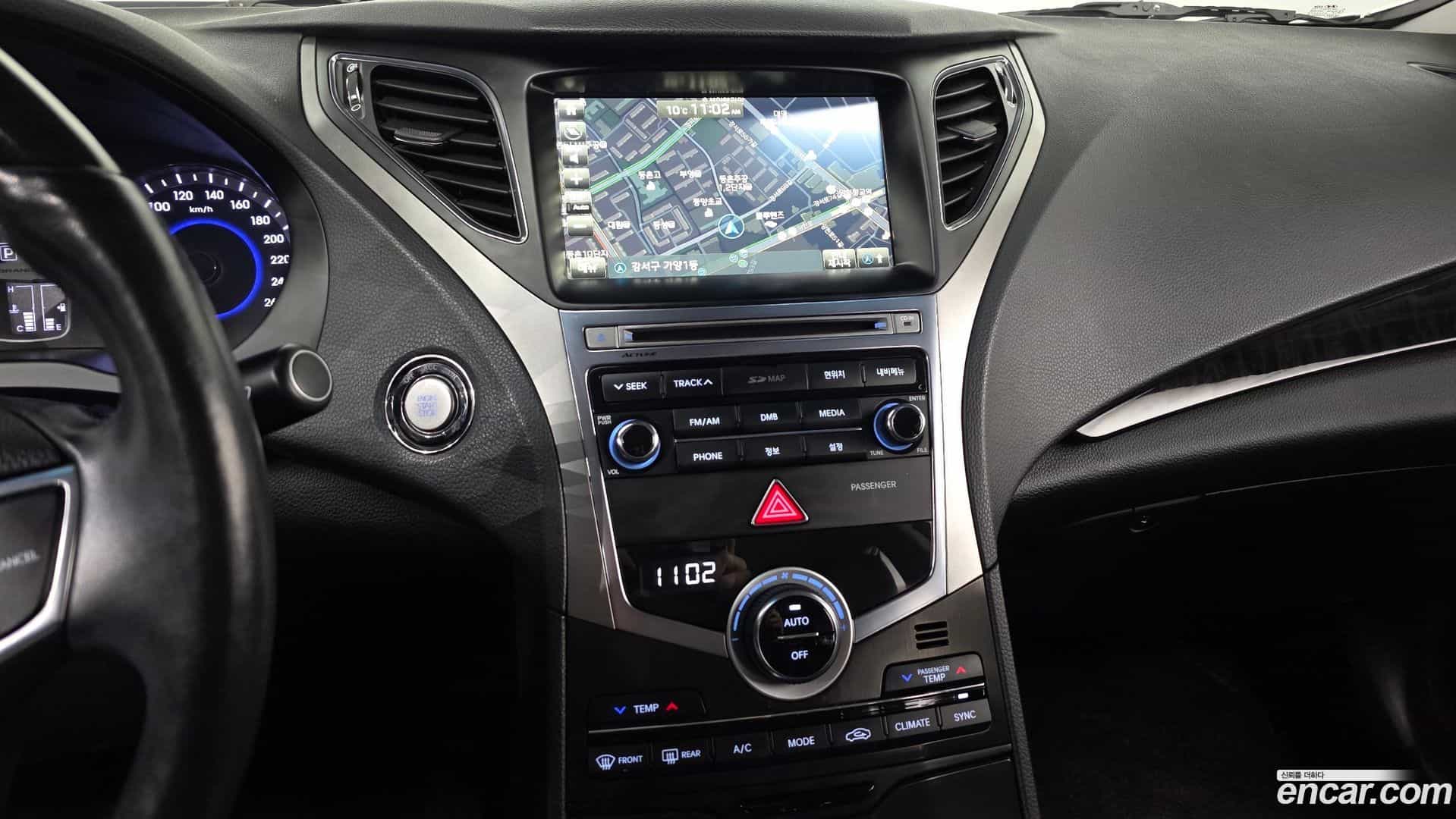 Grandeur Hyundai 2015.11-OPTION-018