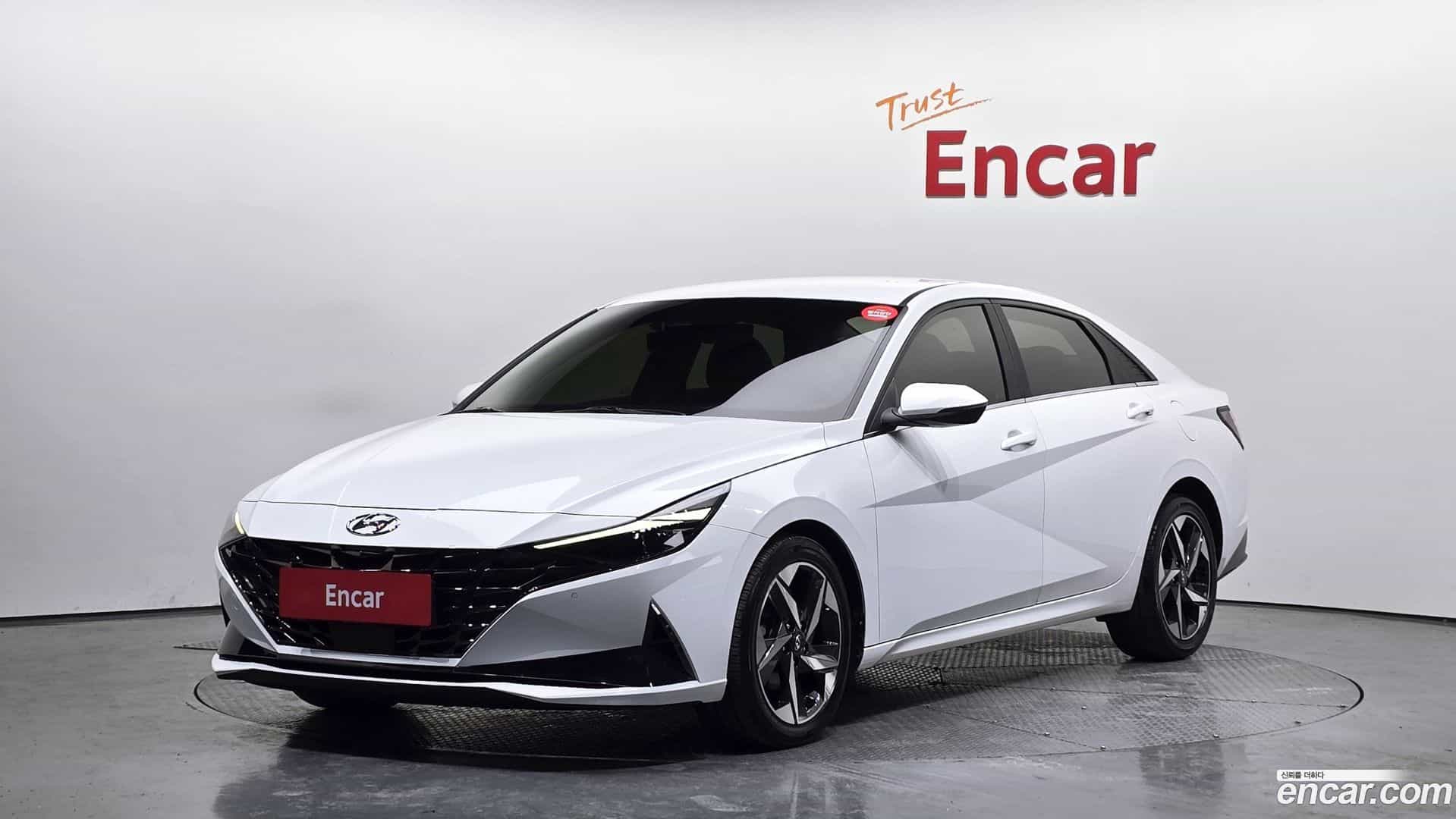AVANTE Hyundai 2020.6-OUTER-001