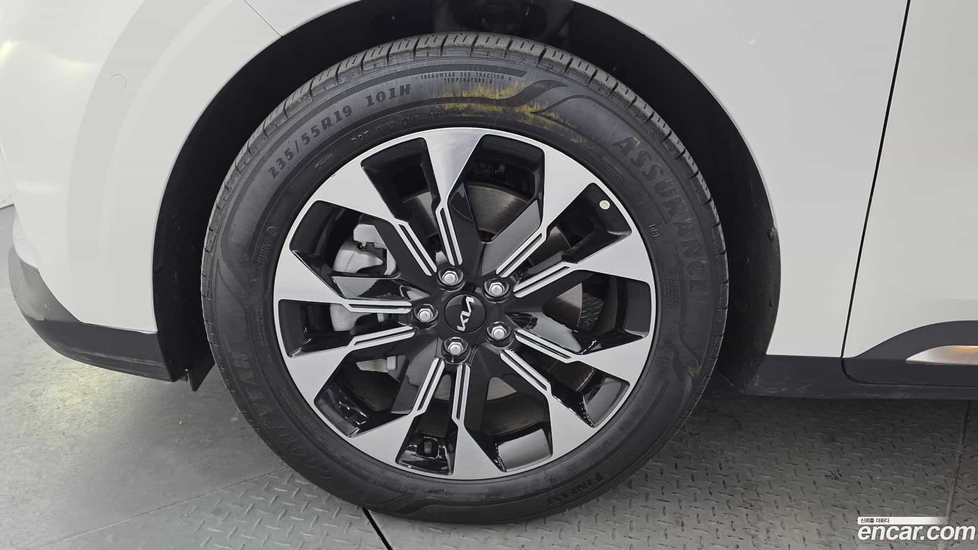 Canival Kia 2023.10-OUTER-005