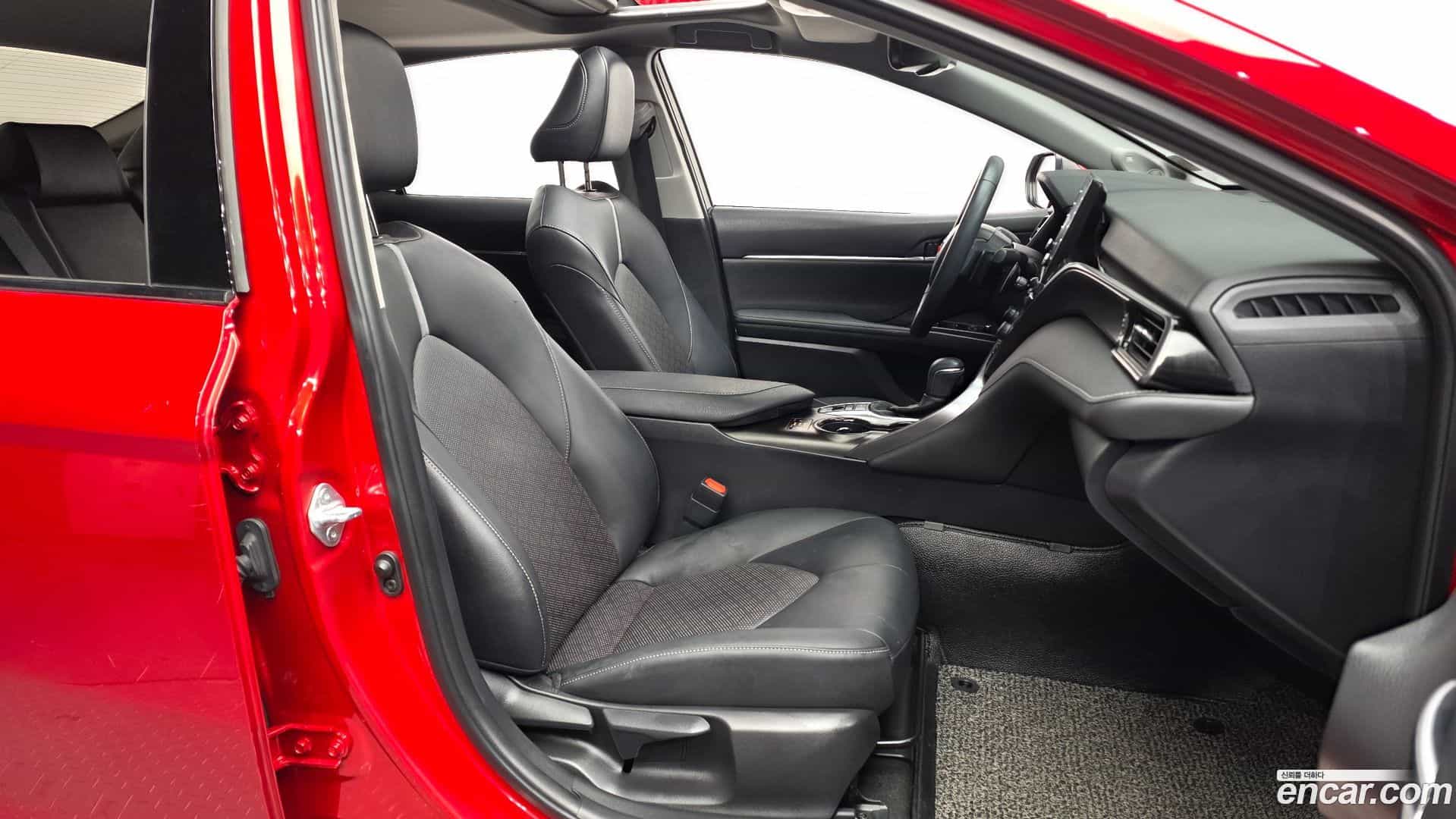 Camry Toyota 2021.5-OPTION-015