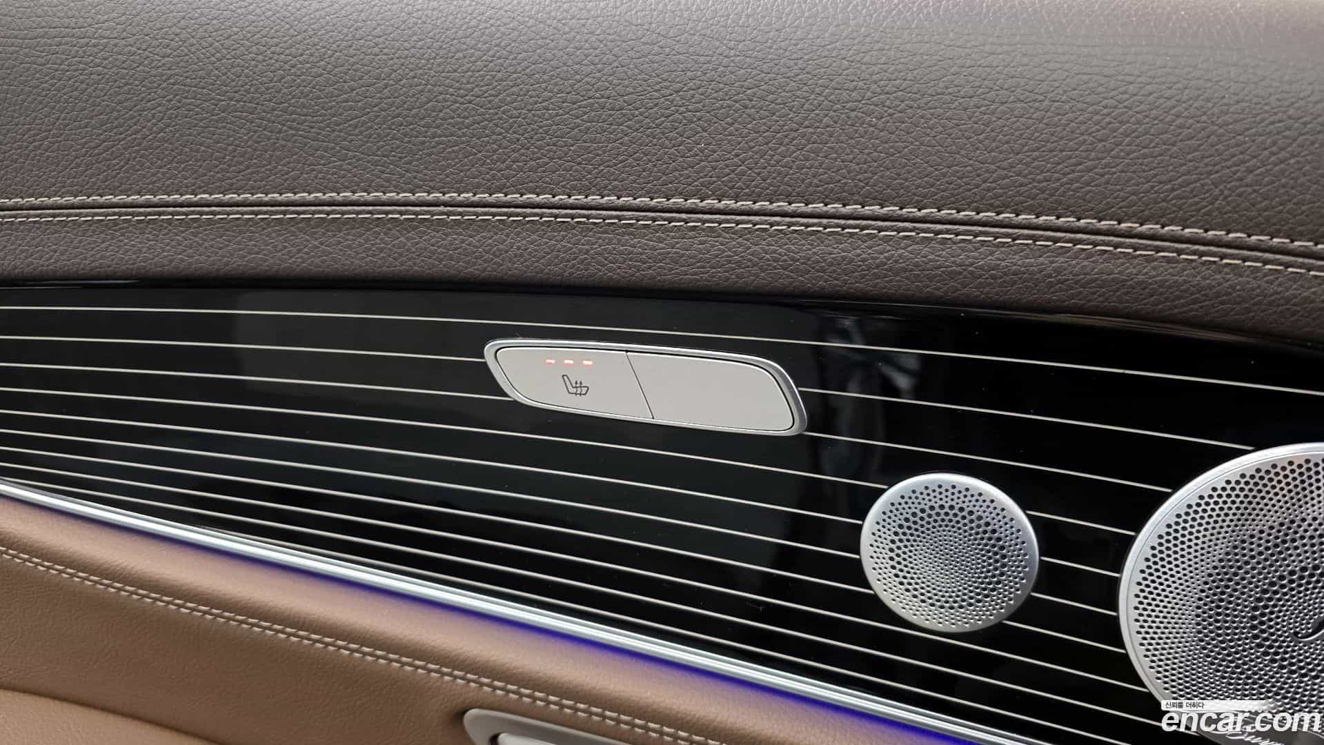 E-Class Mercedes-Benz 2020.2-OPTION-023