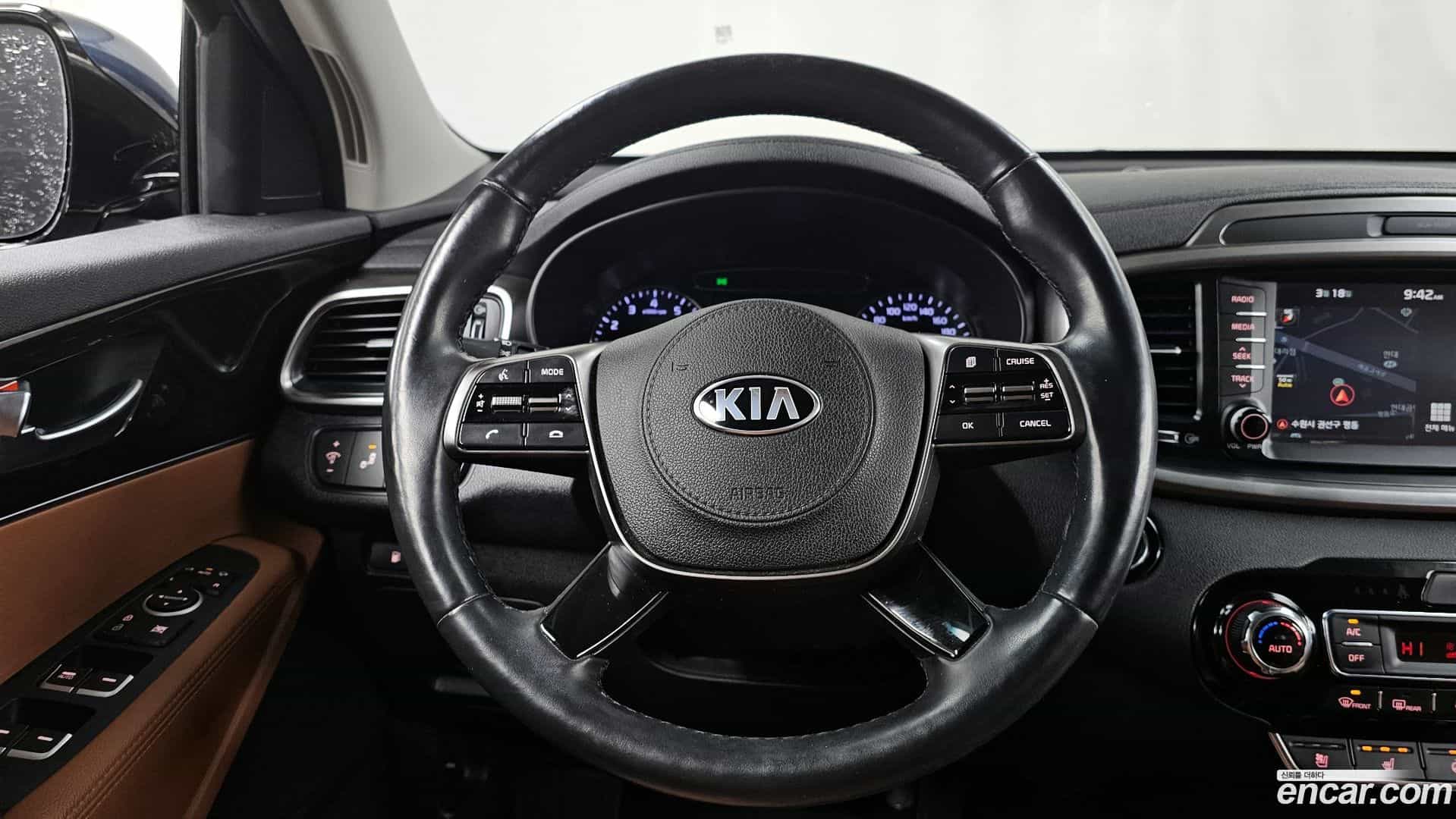 Sorento Kia 2018.4-OPTION-017