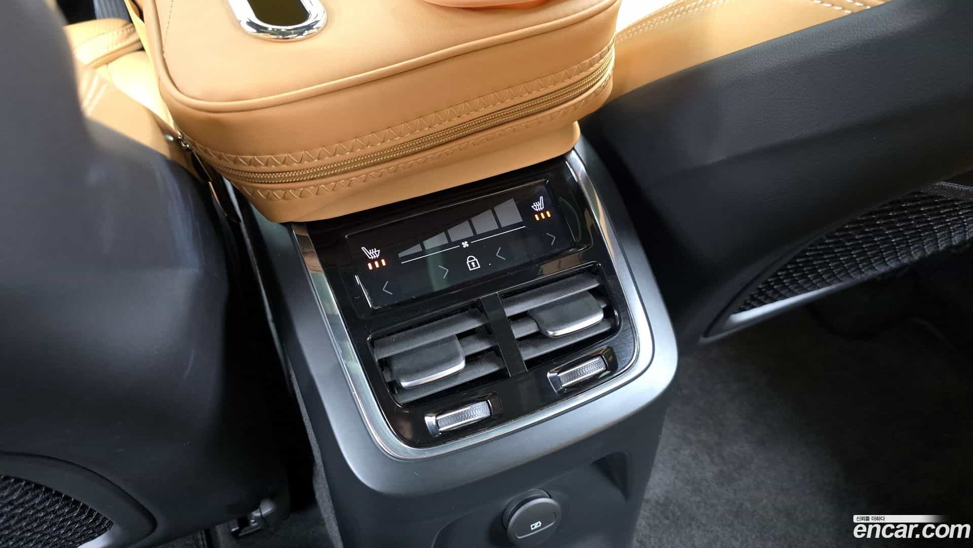 XC90 Volvo 2021.0-OPTION-022