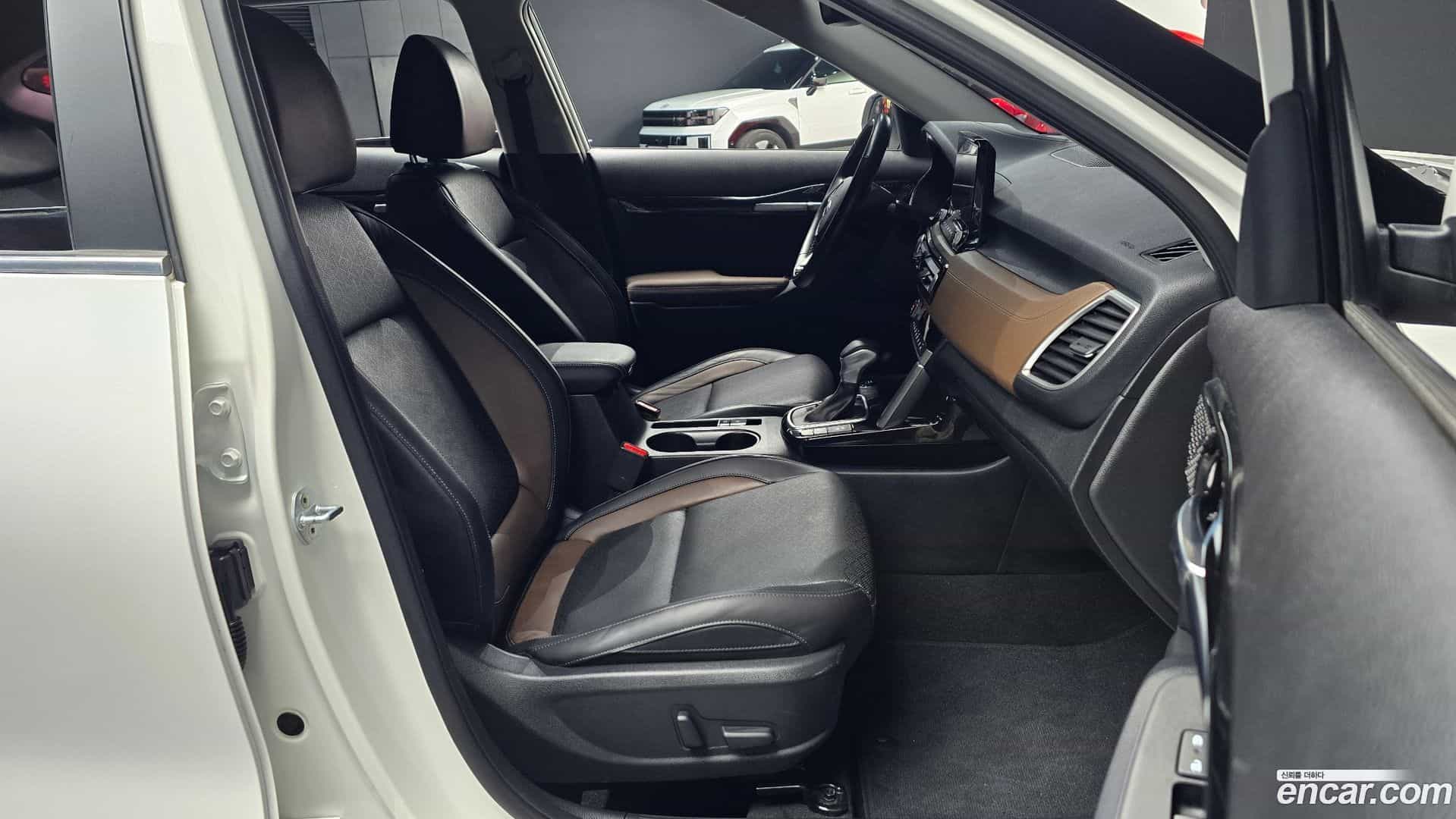 Seltos Kia 2019.10-INNER-010
