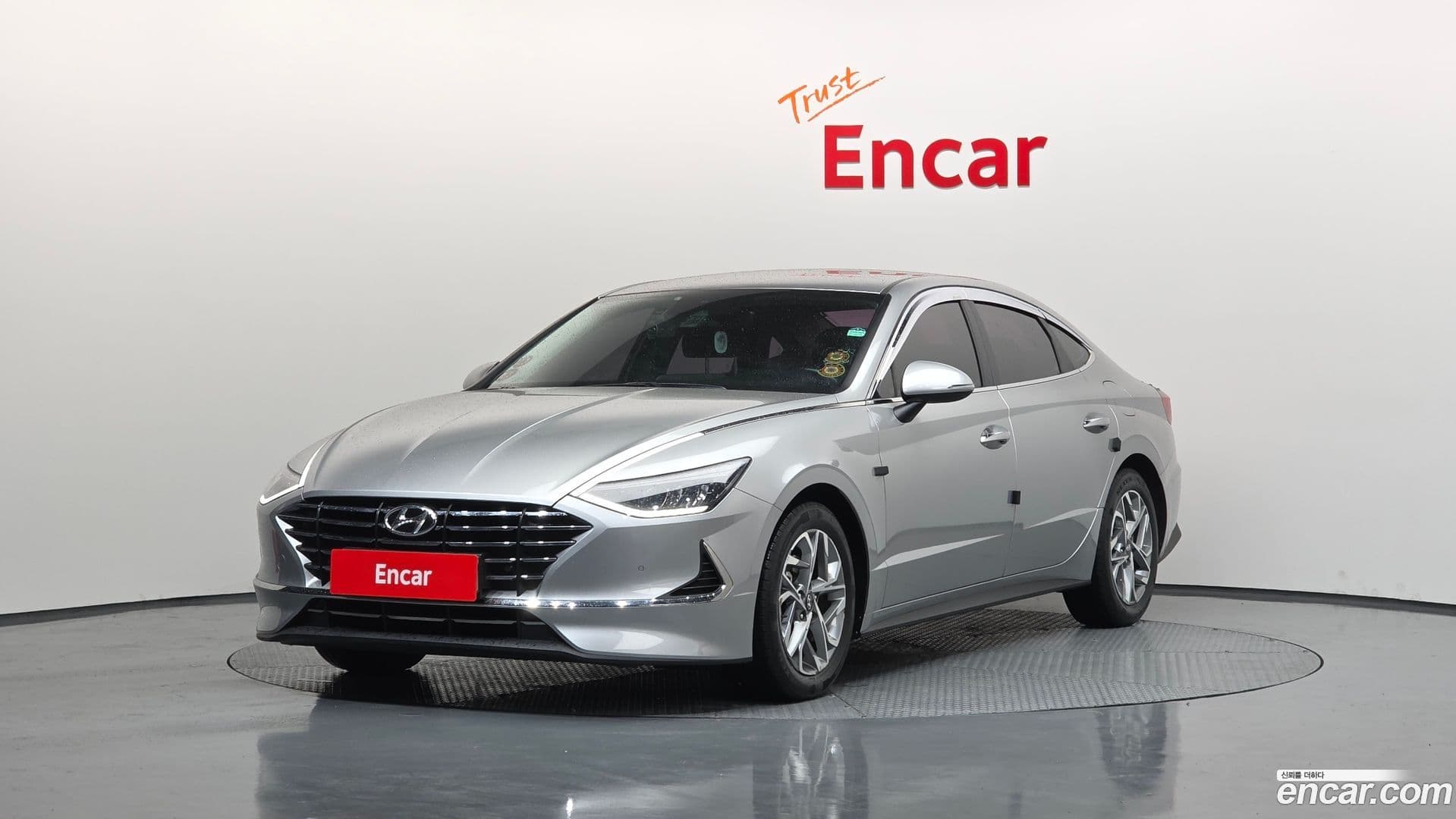 Main__Slider__Photo:Sonata Hyundai 2019.9-0