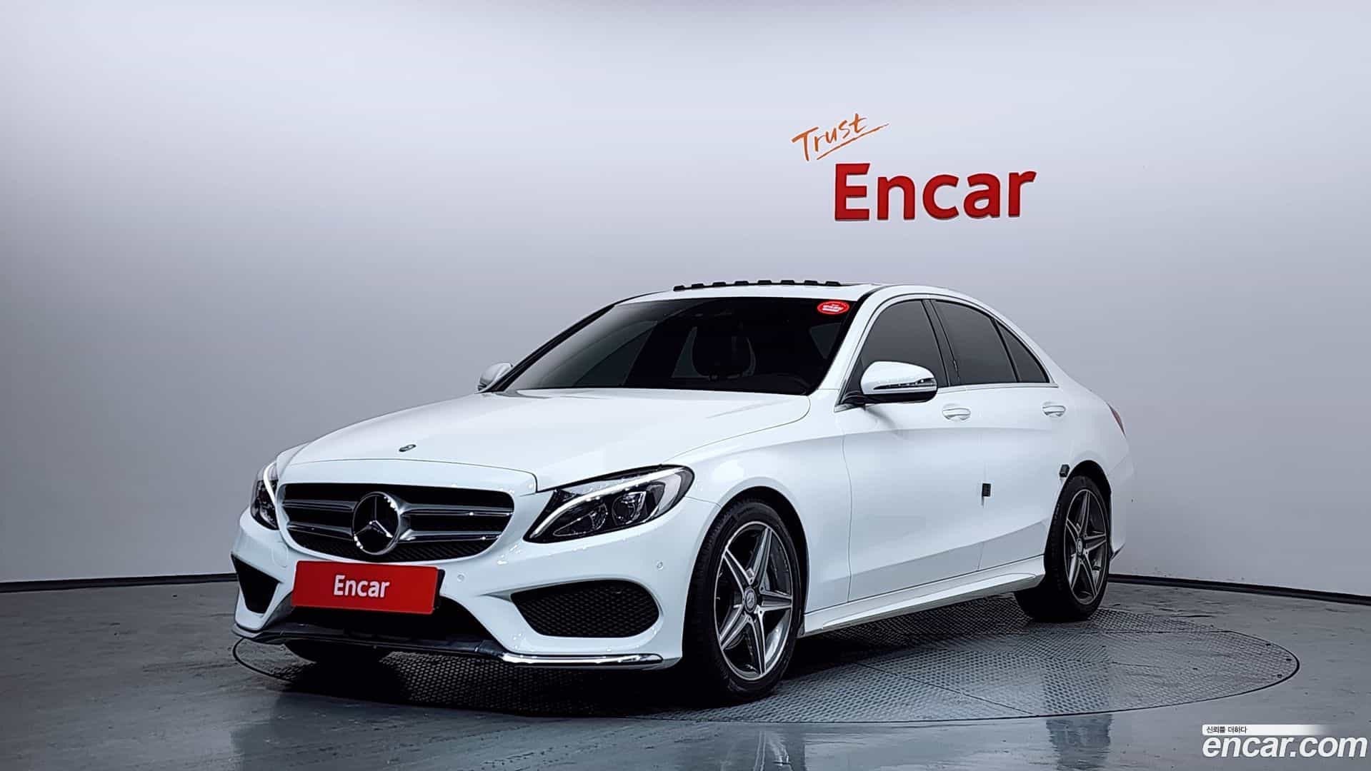 C-Class Mercedes-Benz 2017.1-OUTER-001