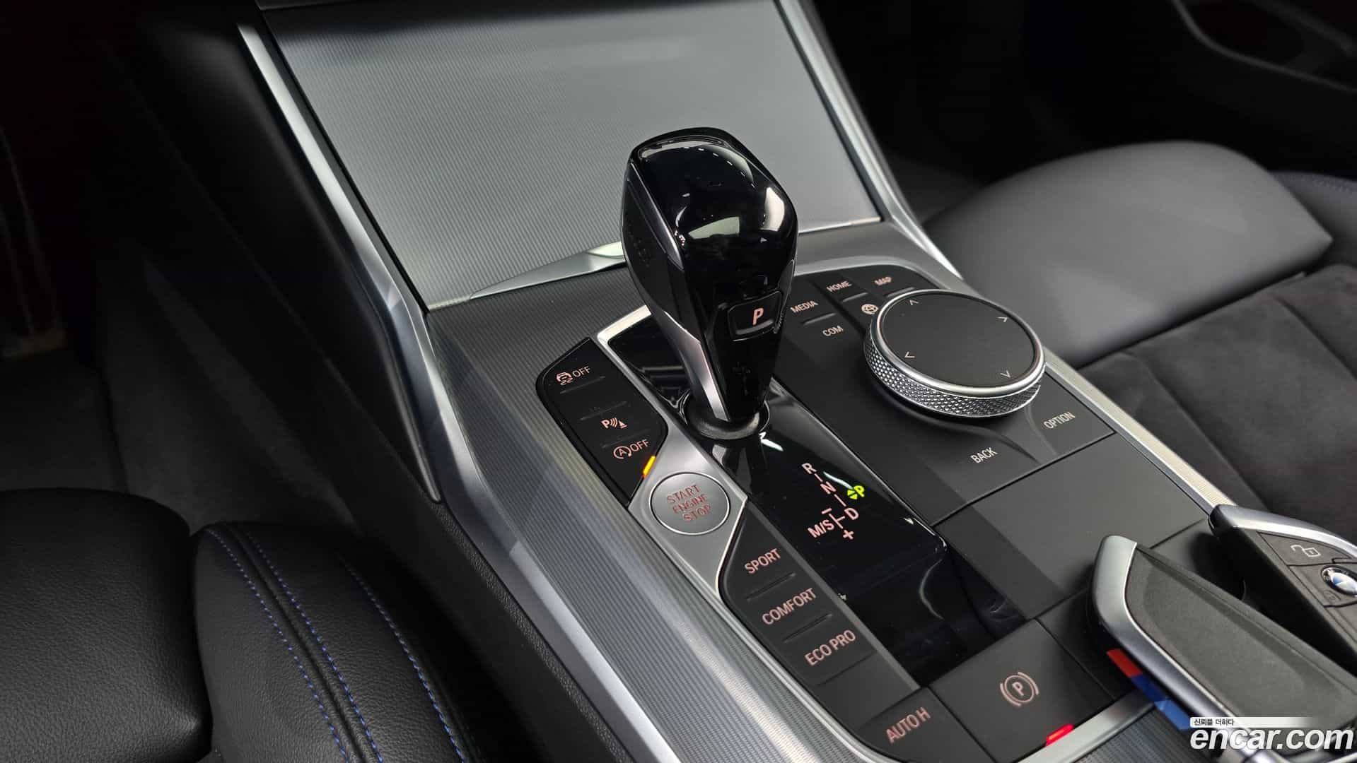 3-Series BMW 2022.4-INNER-009