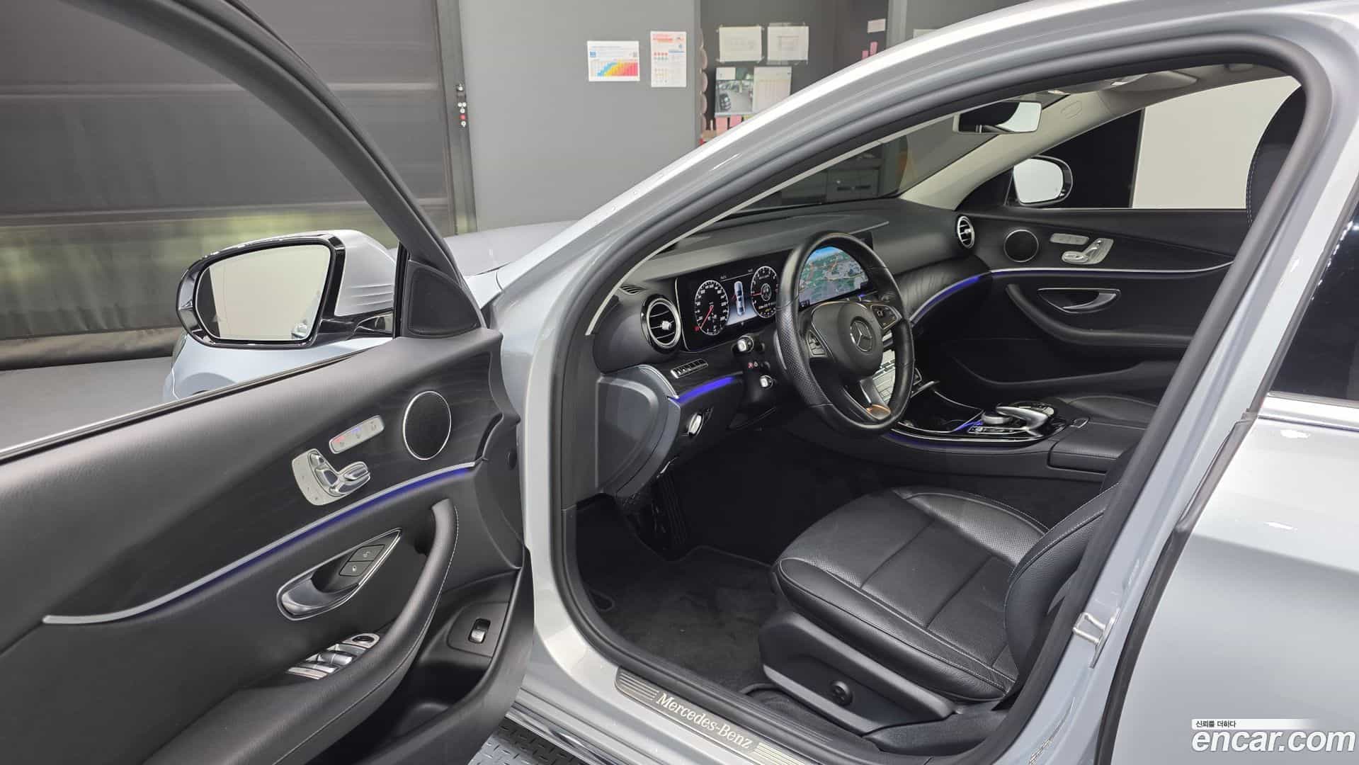 E-Class Mercedes-Benz 2017.2-INNER-010