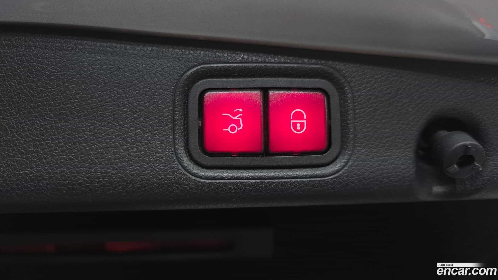 E-Class Mercedes-Benz 2017.2-OPTION-023