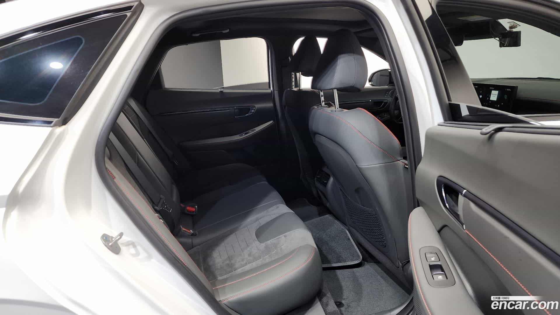 Sonata Hyundai 2023.8-OPTION-016