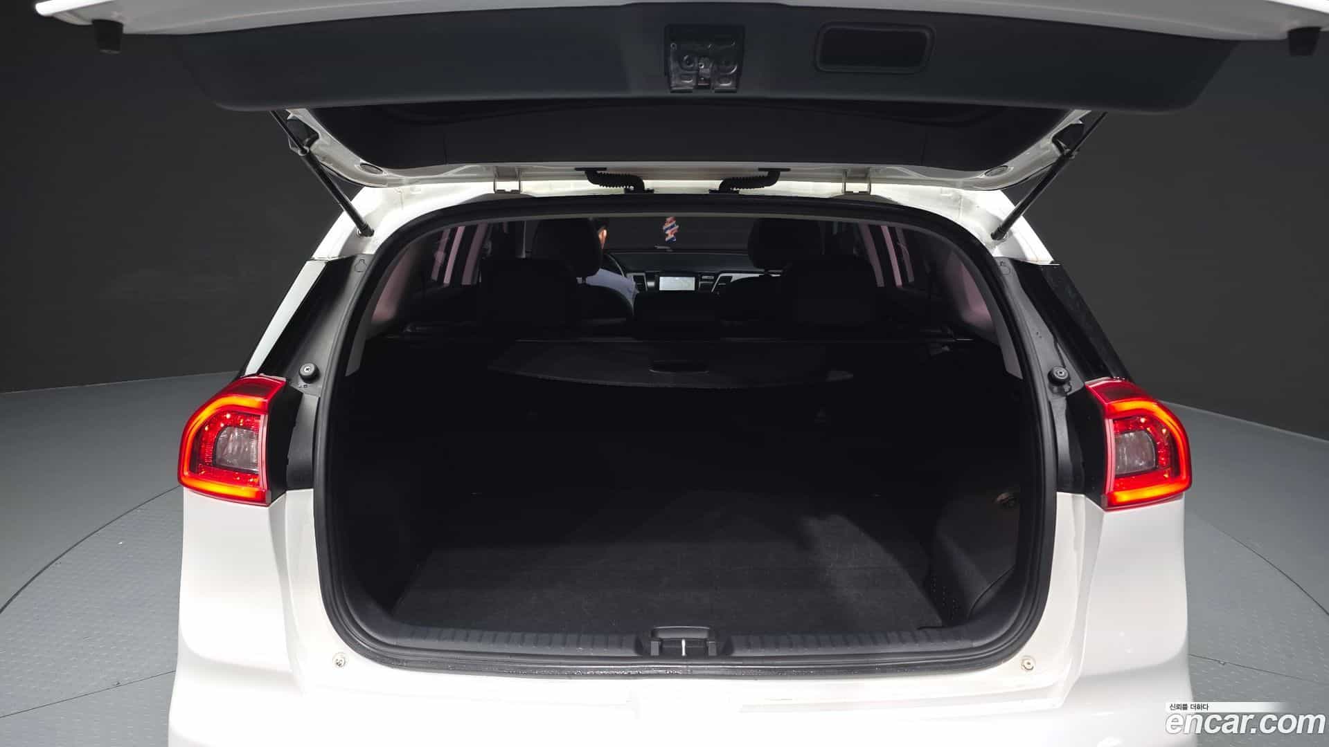 Niro Kia 2016.5-OPTION-024