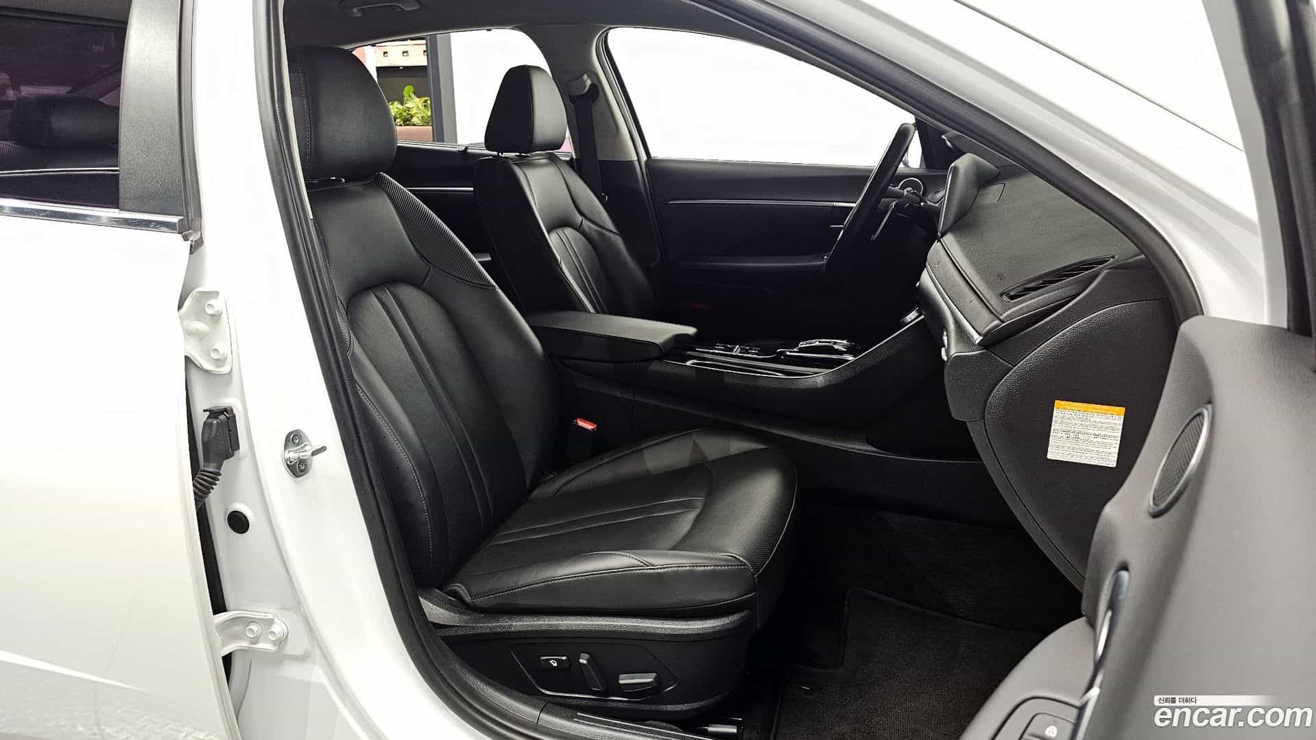 Sonata Hyundai 2020.4-INNER-010