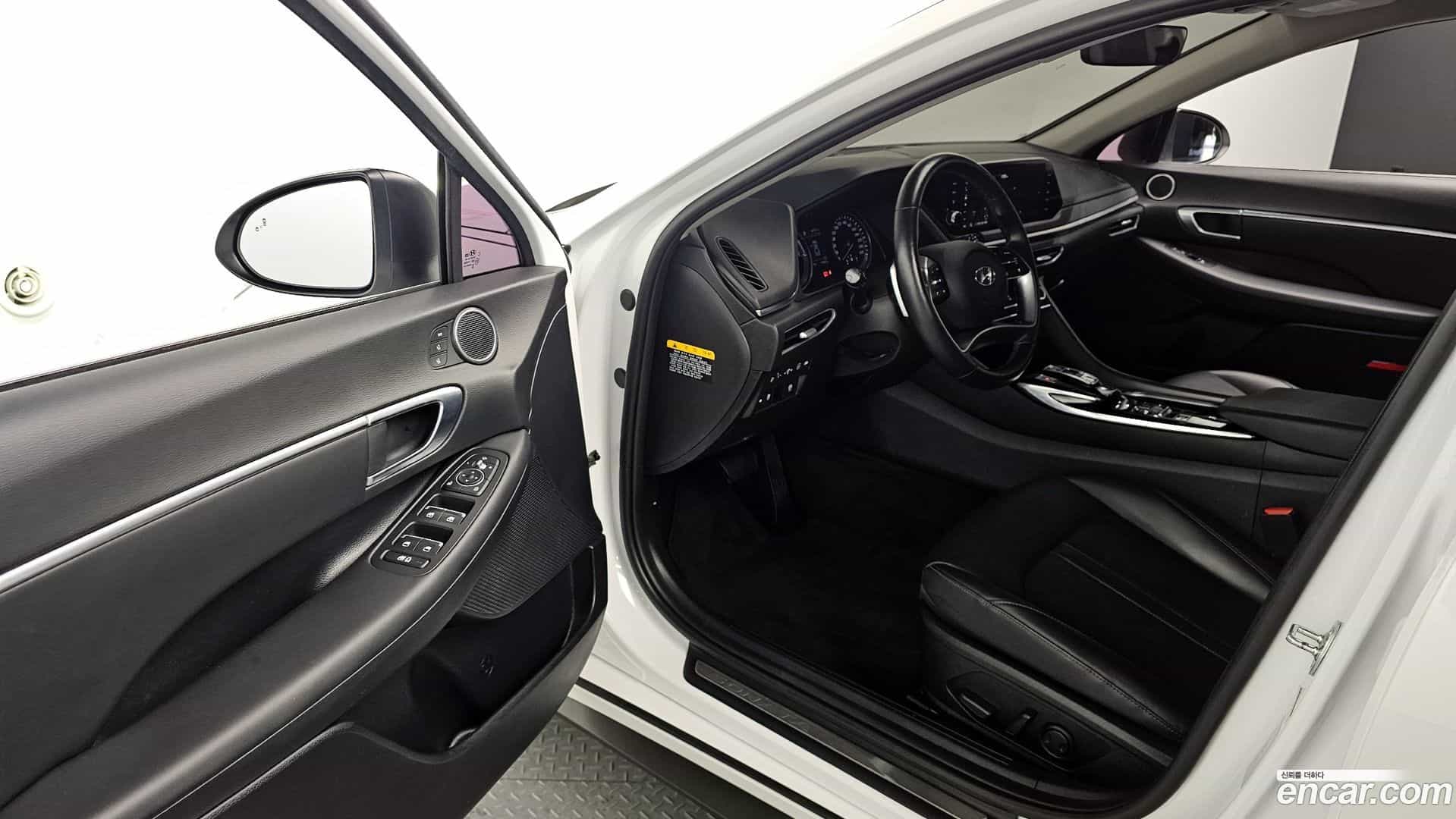 Sonata Hyundai 2020.4-OPTION-015