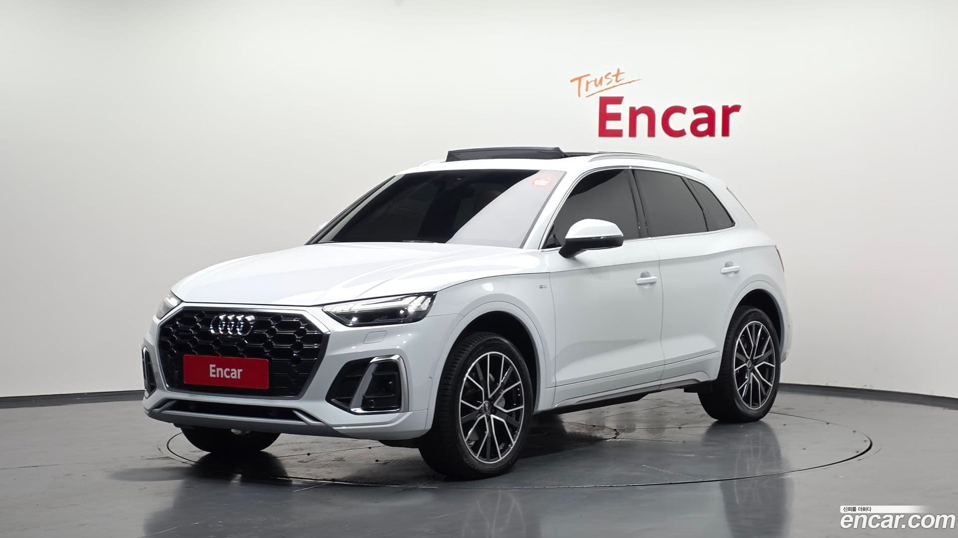 Main__Slider__Photo:Q5 Audi 2024.10-0