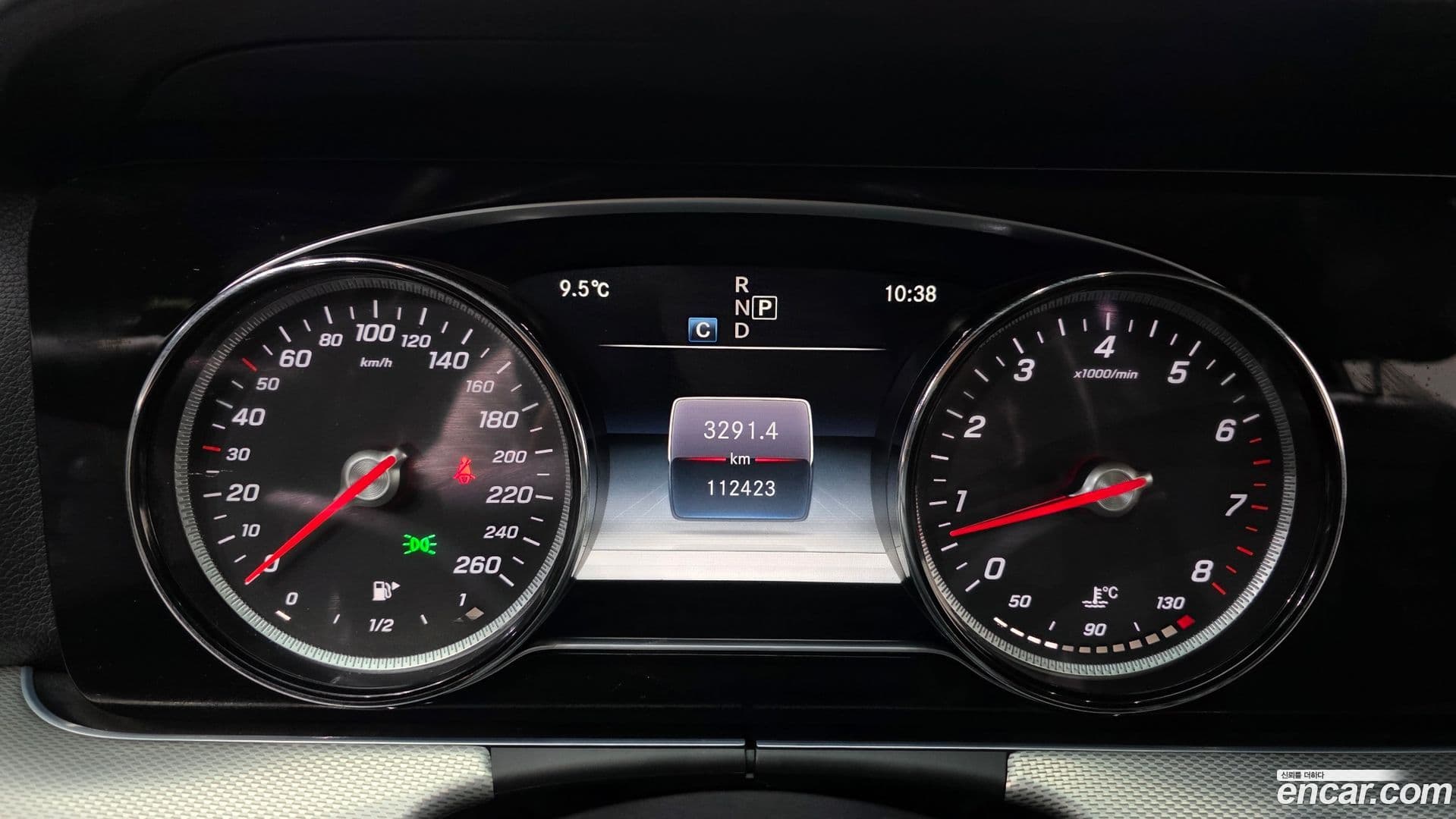 Main__Slider__Photo:E-Class Mercedes-Benz 2018.1-7