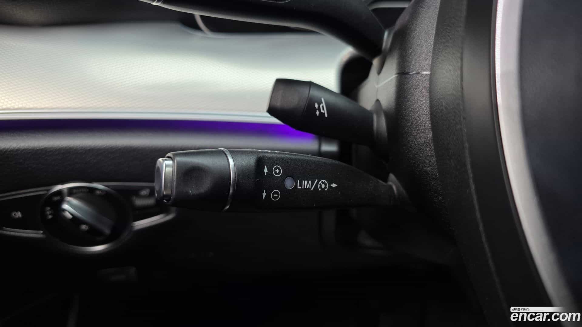 E-Class Mercedes-Benz 2018.1-OPTION-022
