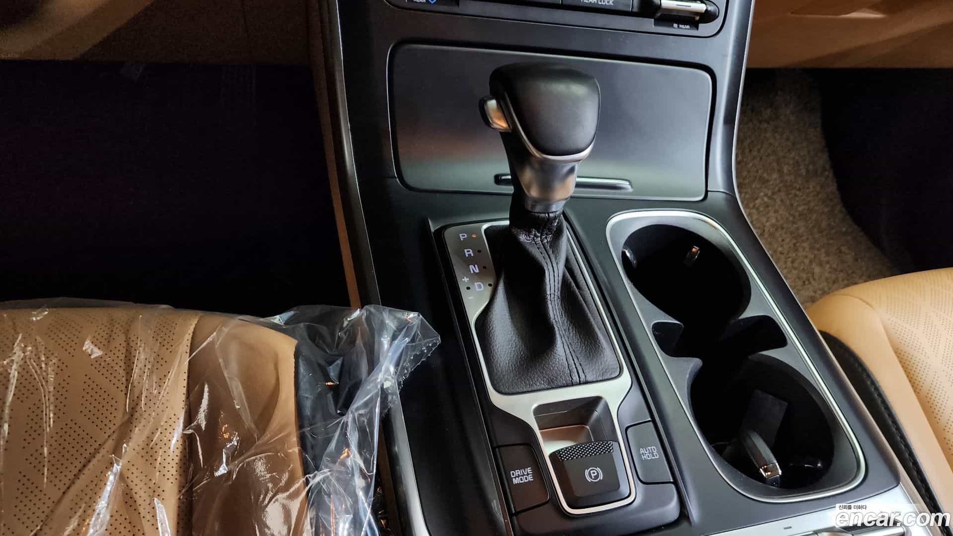 Canival Kia 2021.1-INNER-009