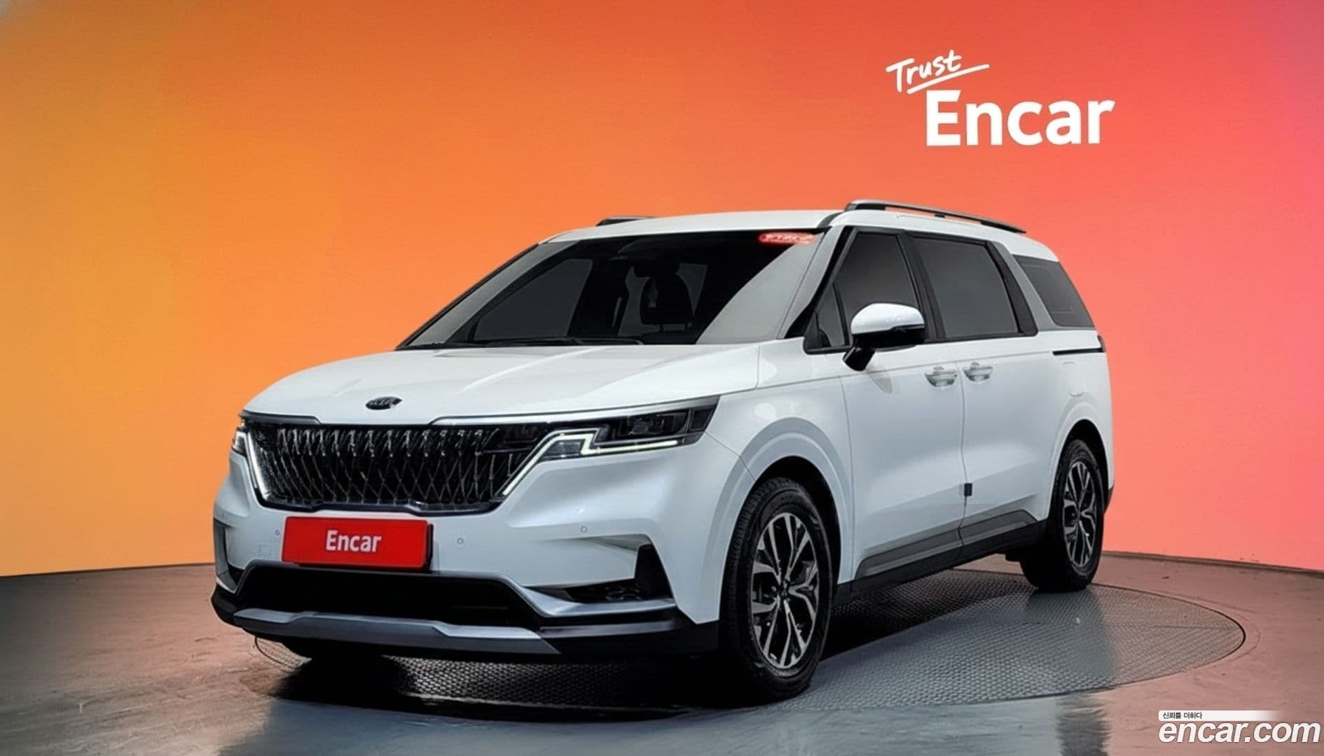 Main__Slider__Photo:Canival Kia 2021.1-0