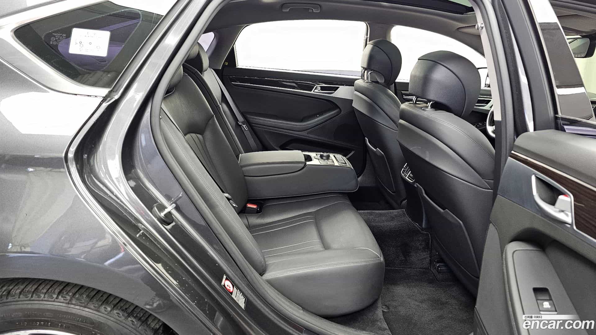 G80 Genesis 2016.8-OPTION-016