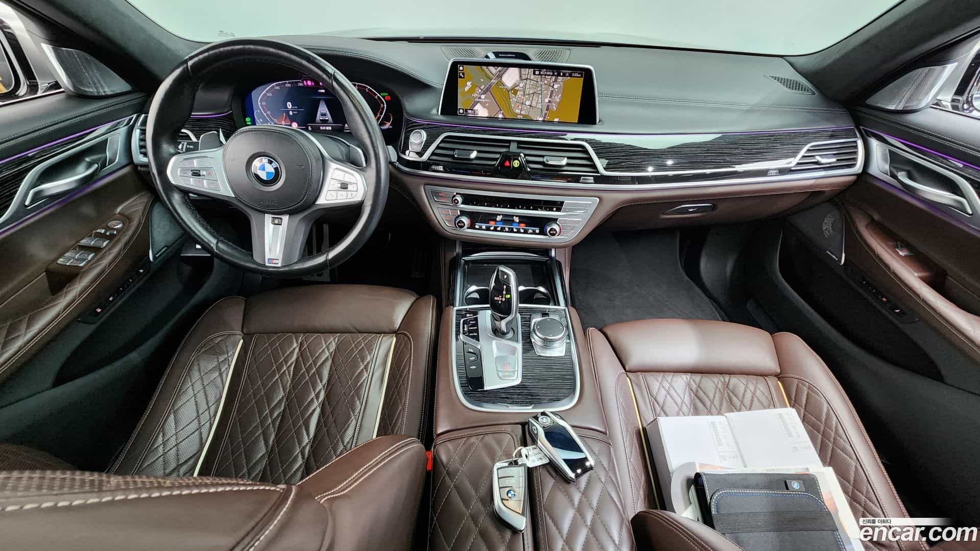 7-Series BMW 2022.8-INNER-007