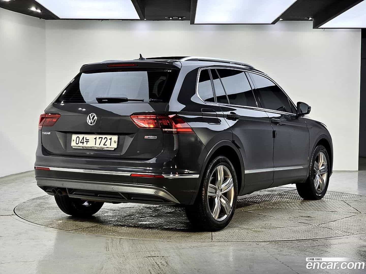 Tiguan Volkswagen 2018.5-OUTER-004