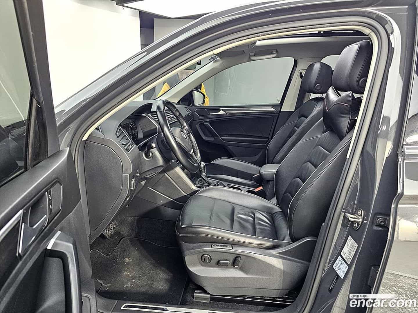 Tiguan Volkswagen 2018.5-INNER-008