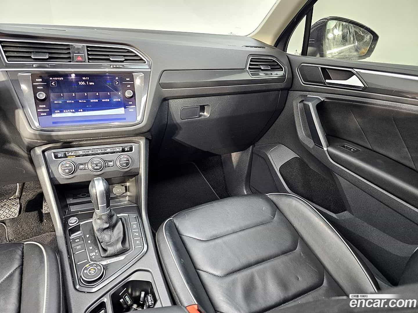 Tiguan Volkswagen 2018.5-INNER-010