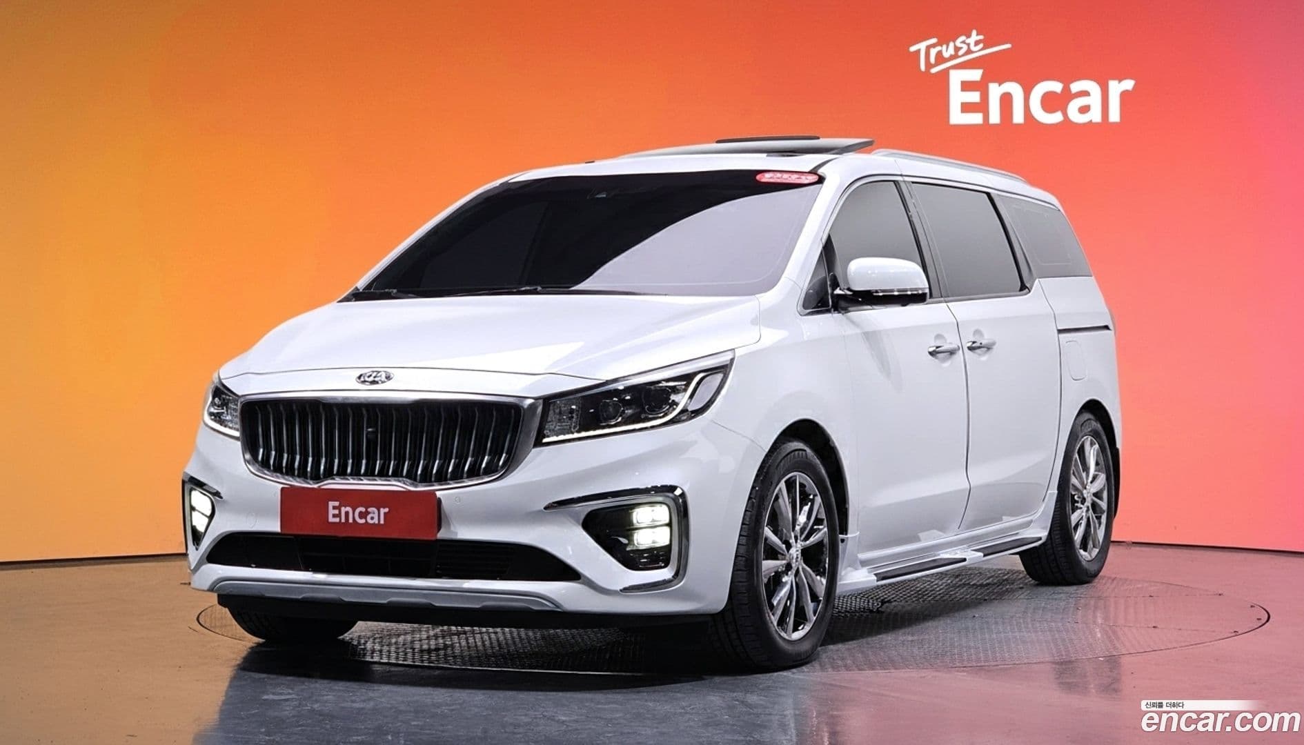 Main__Slider__Photo:Canival Kia 2018.5-0