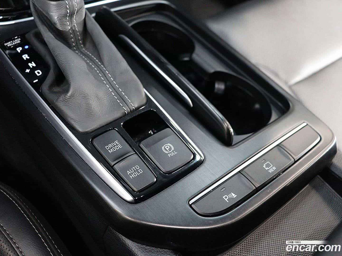 Grandeur Hyundai 2019.5-INNER-010
