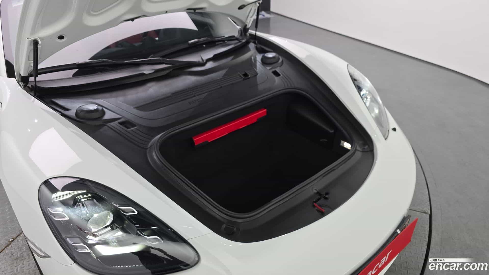 718 Porsche 2021.3-OUTER-006
