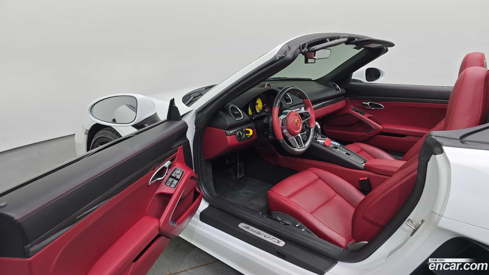 718 Porsche 2021.3-INNER-010