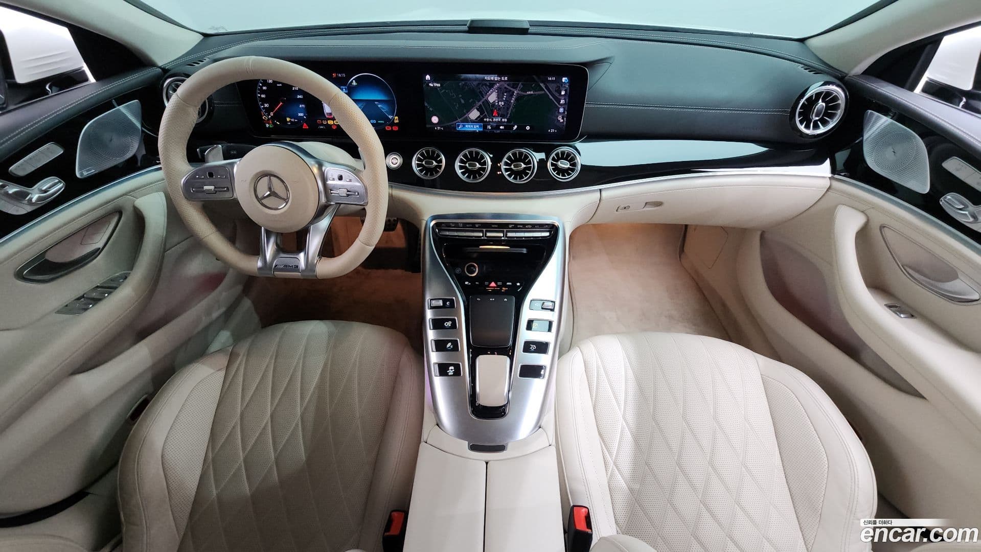 Main__Slider__Photo:AMG GT Mercedes-Benz 2021.10-0