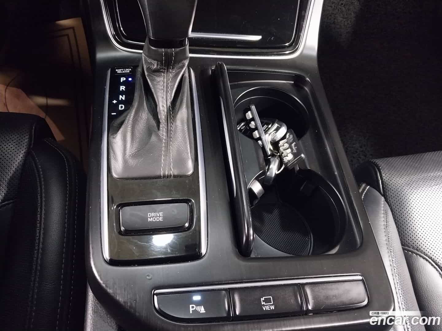 Grandeur Hyundai 2019.8-OPTION-015