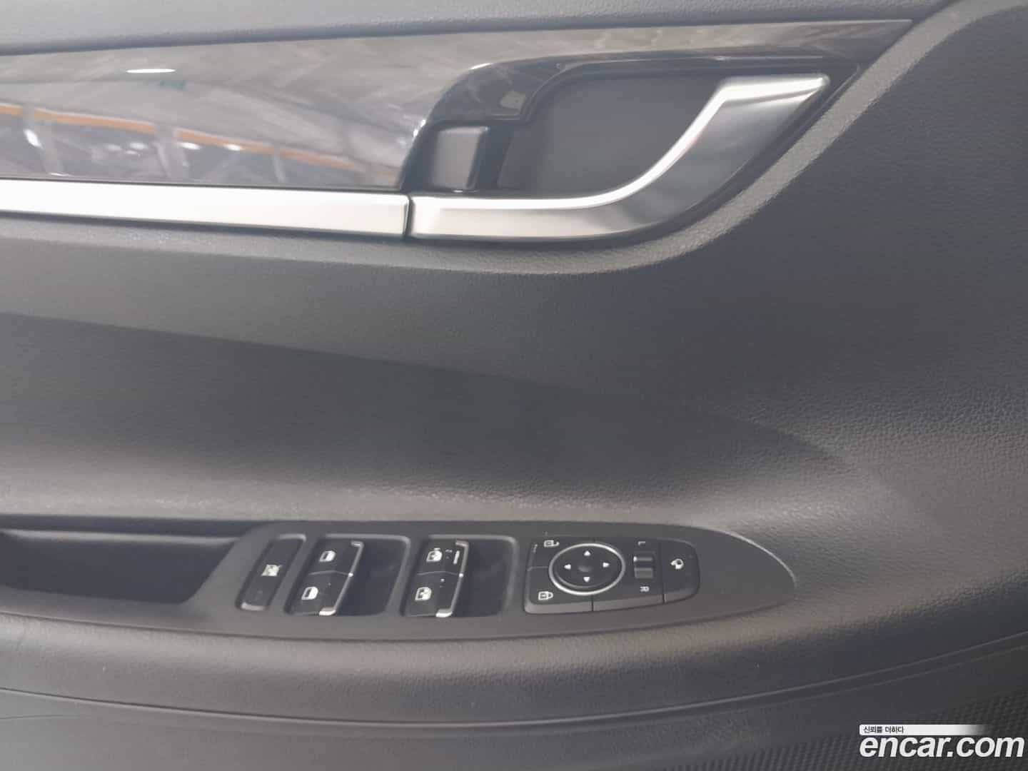 Grandeur Hyundai 2019.8-OPTION-017