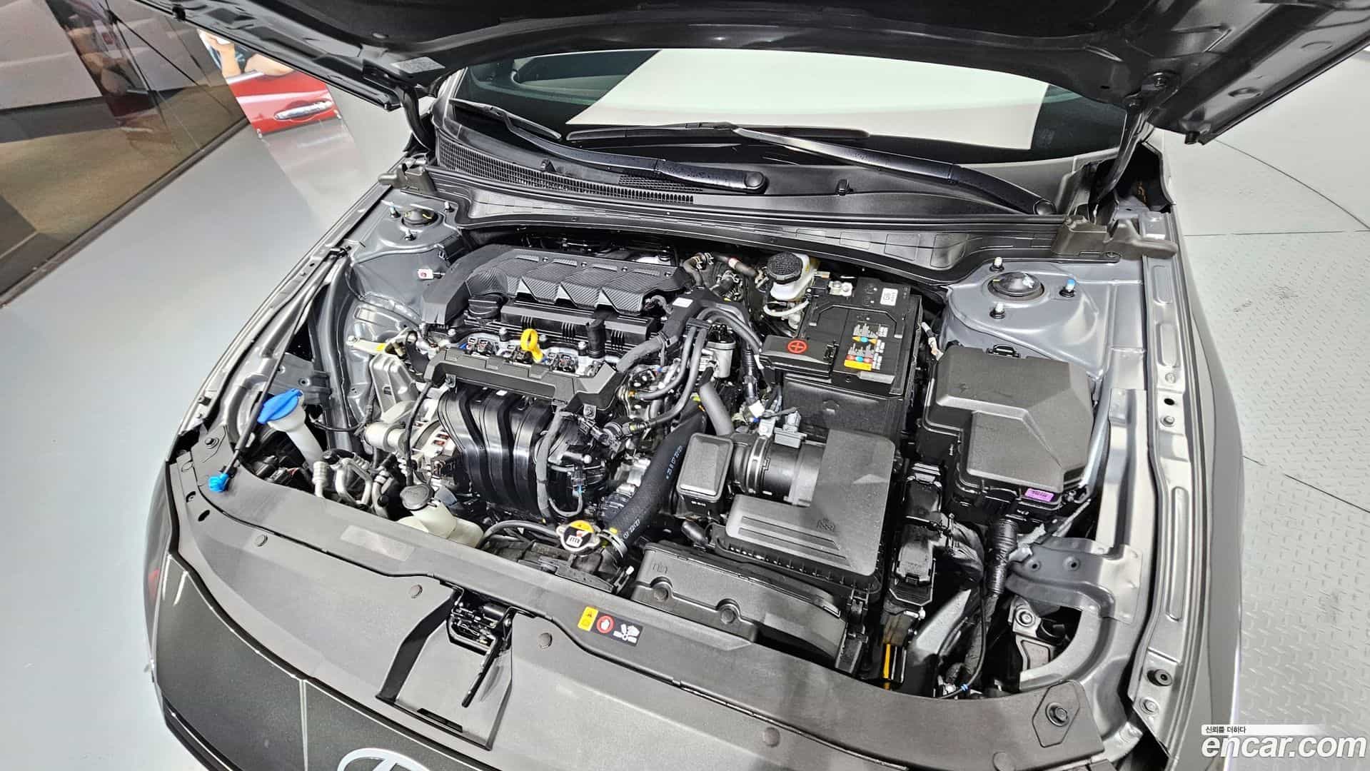 AVANTE Hyundai 2025.2-OUTER-006