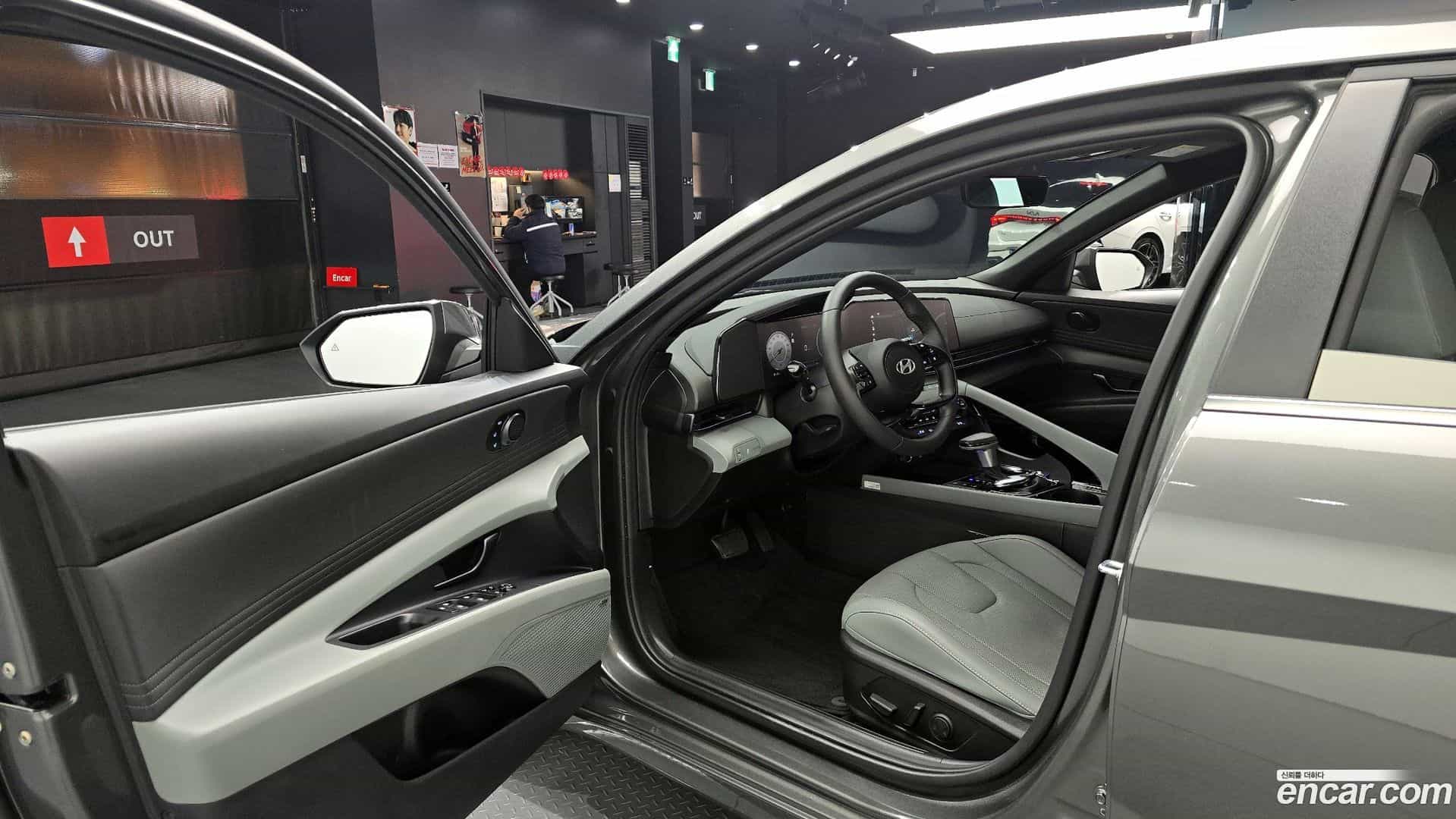 AVANTE Hyundai 2025.2-INNER-010
