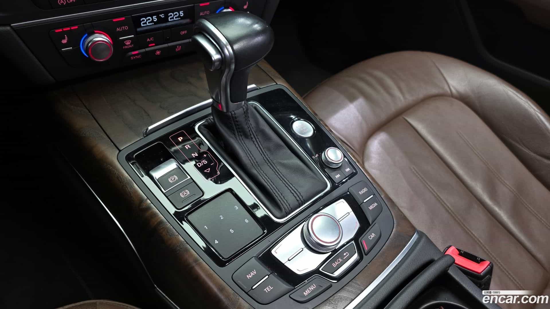 A7 Audi 2015.2-INNER-009