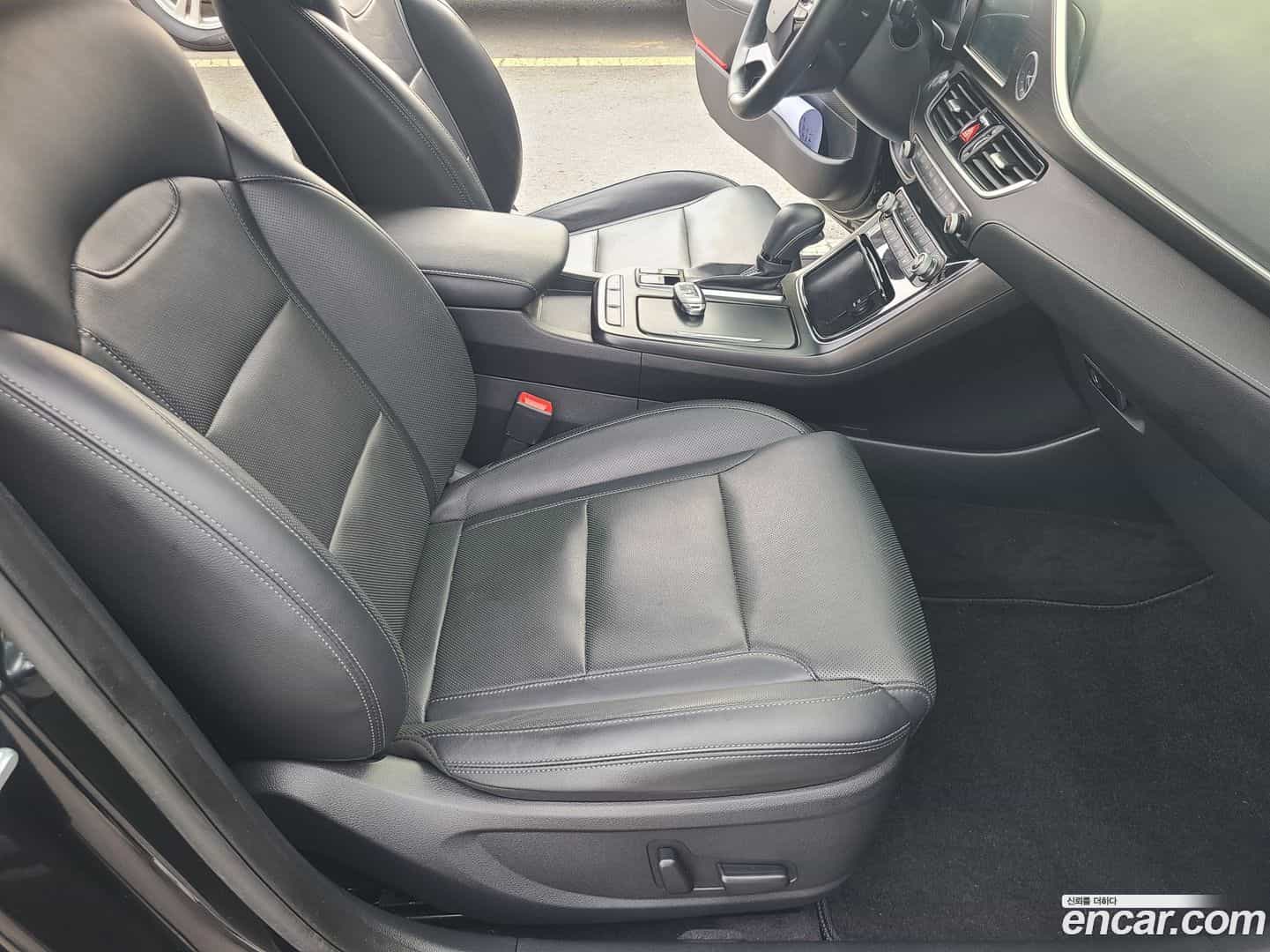 Grandeur Hyundai 2017.2-OPTION-015