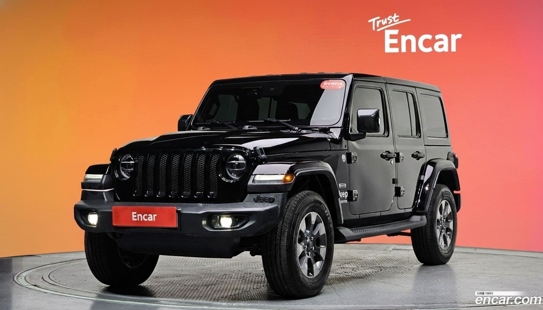 Main__Slider__Photo:Wrangler Jeep 2019.7-0