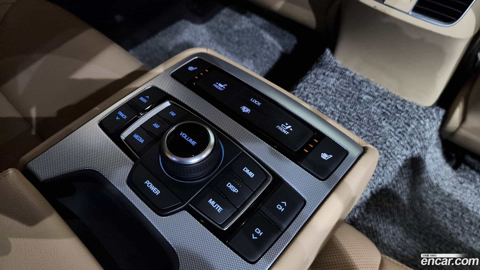 G80 Genesis 2017.0-OPTION-023