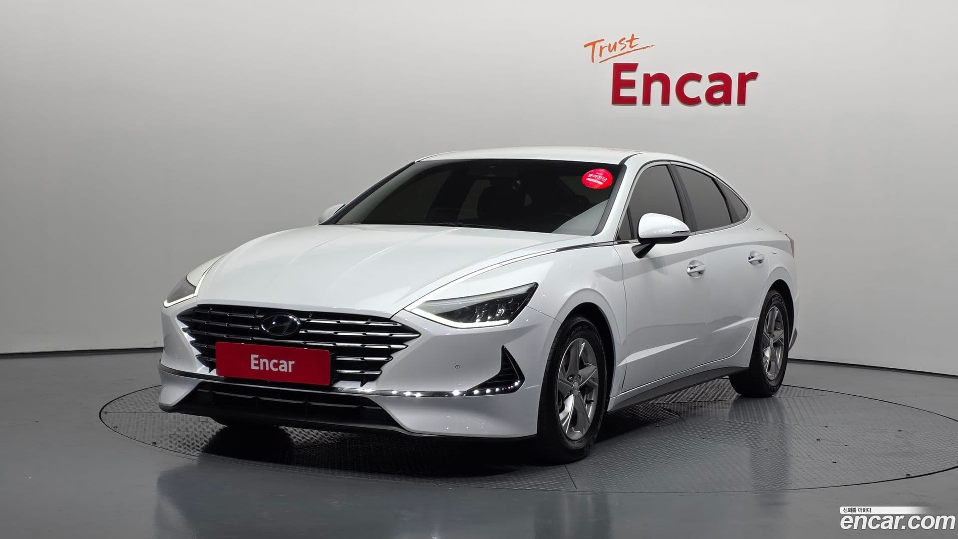 Main__Slider__Photo:Sonata Hyundai 2019.4-0
