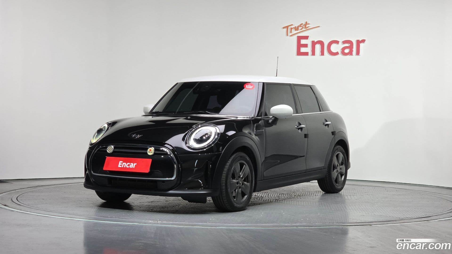 Main__Slider__Photo:Cooper Mini 2023.3-0