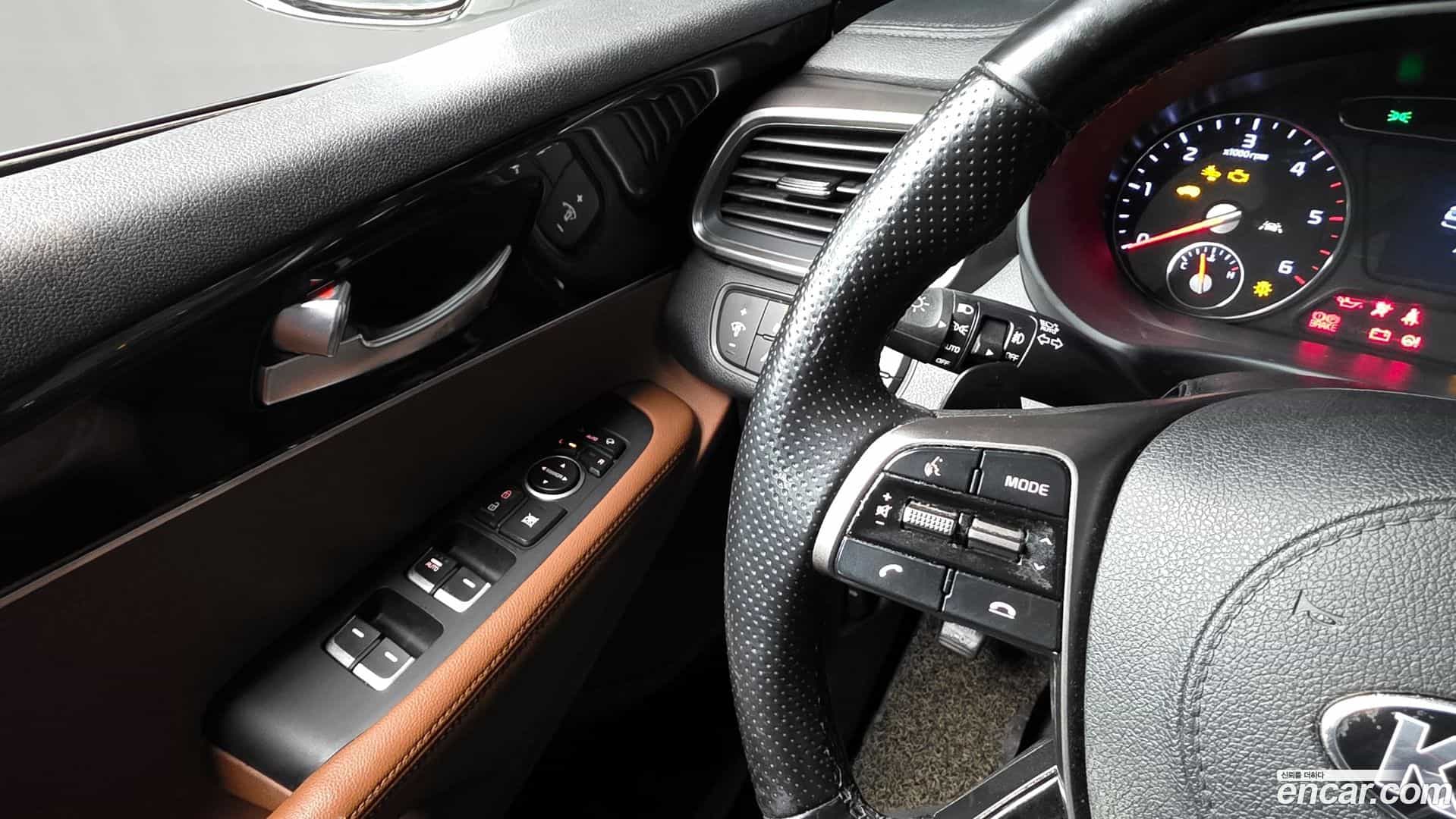 Sorento Kia 2019.6-OPTION-021