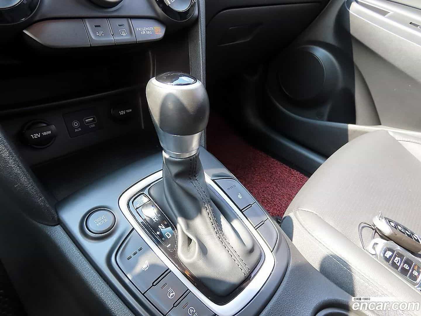 Kona Hyundai 2018.6-OPTION-017