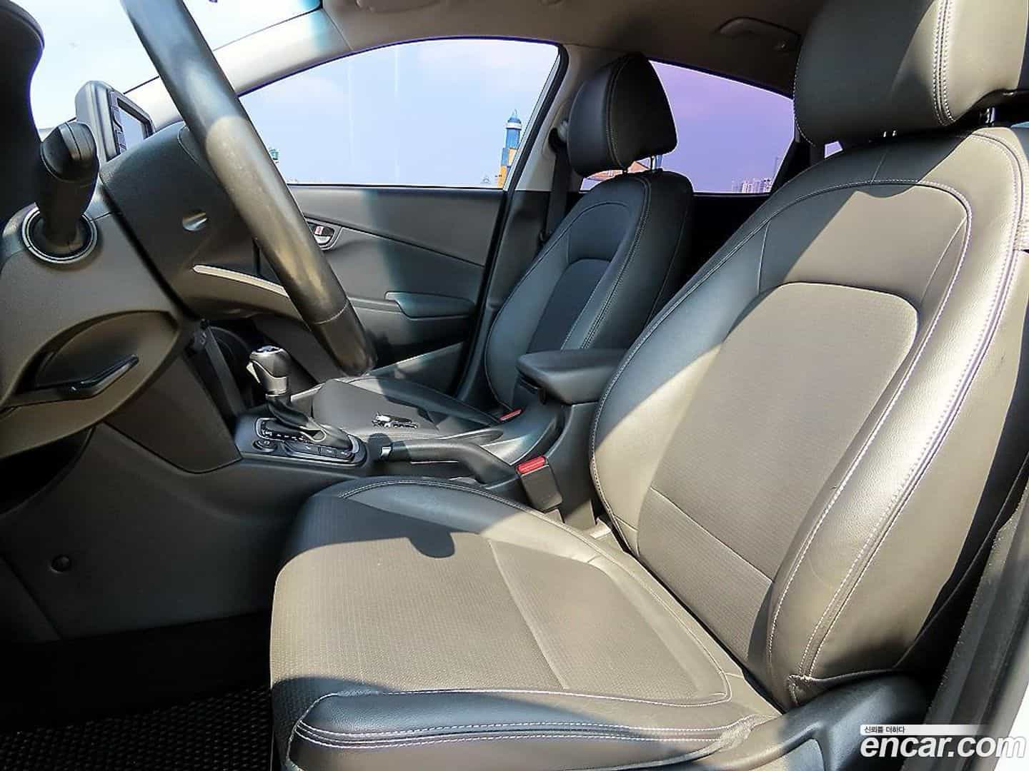 Kona Hyundai 2018.6-OPTION-022