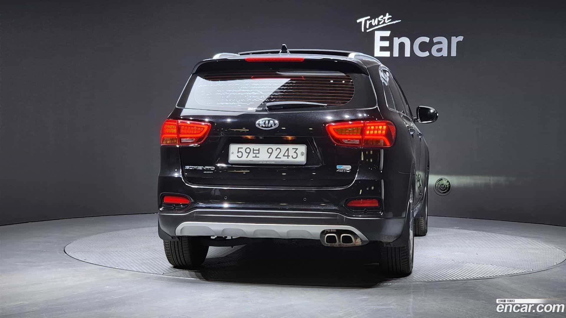 Sorento Kia 2018.2-OUTER-004