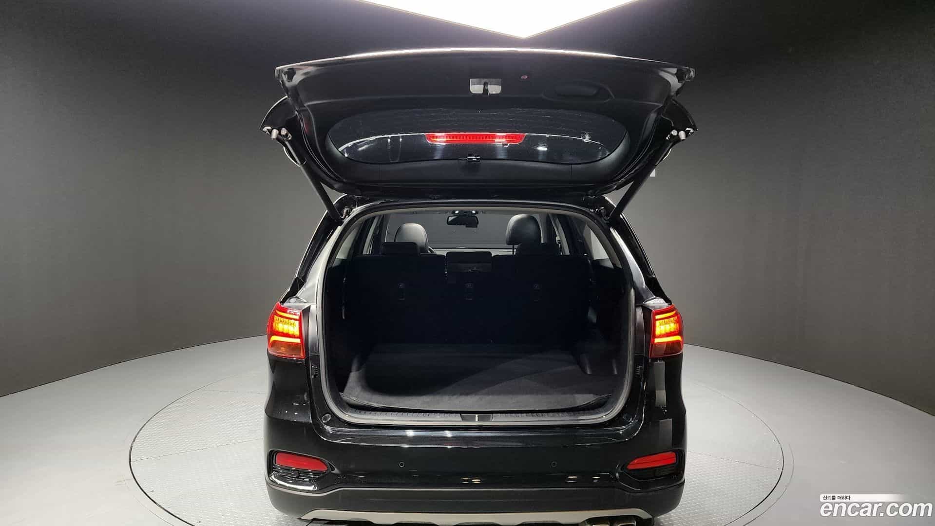 Sorento Kia 2018.2-OPTION-024