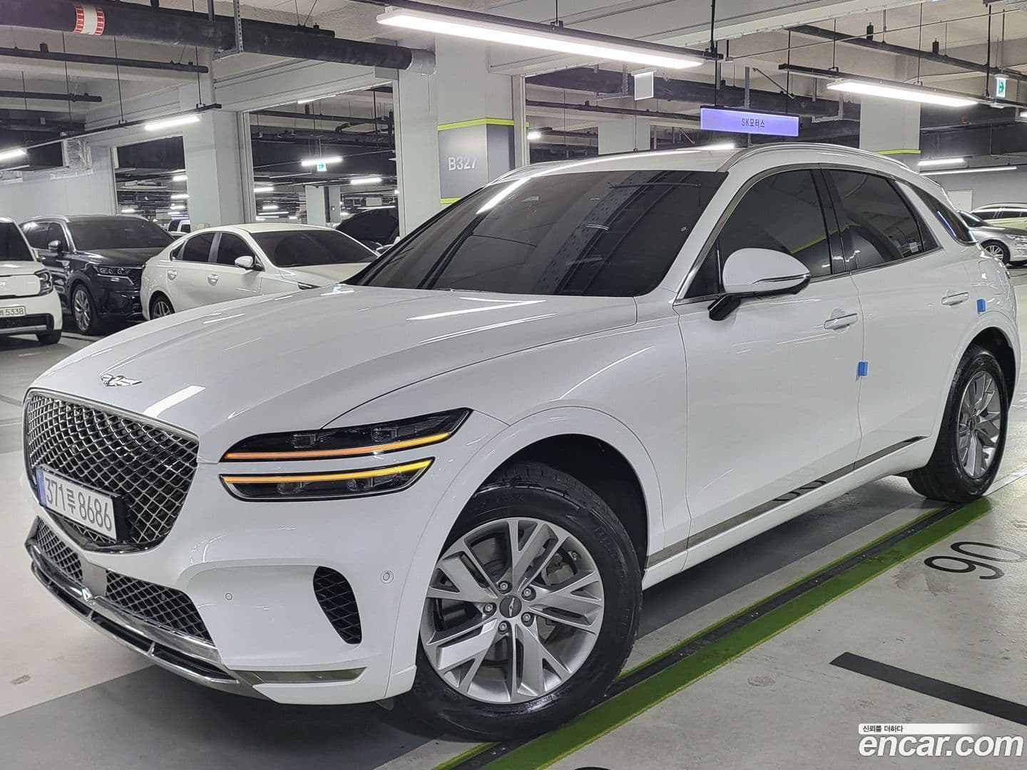 Main__Slider__Photo:GV70 Genesis 2022.0-0