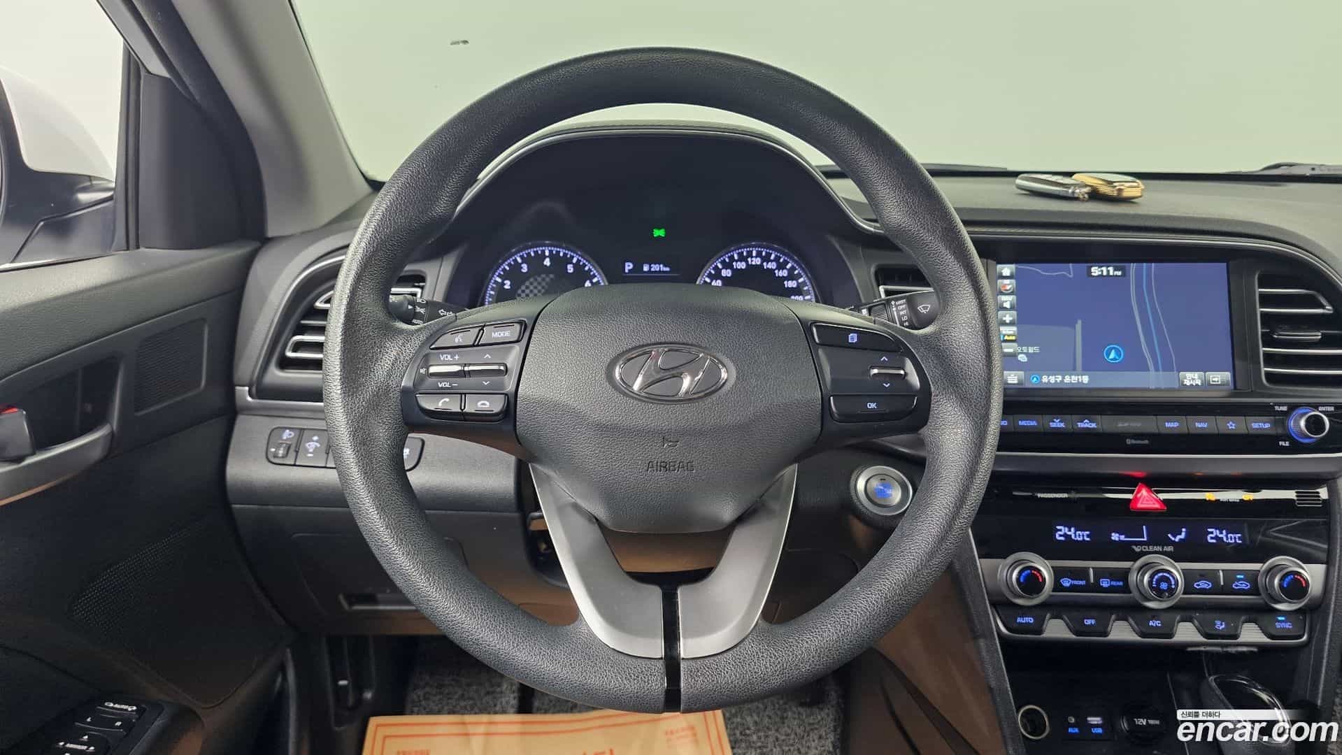 AVANTE Hyundai 2019.6-OPTION-021