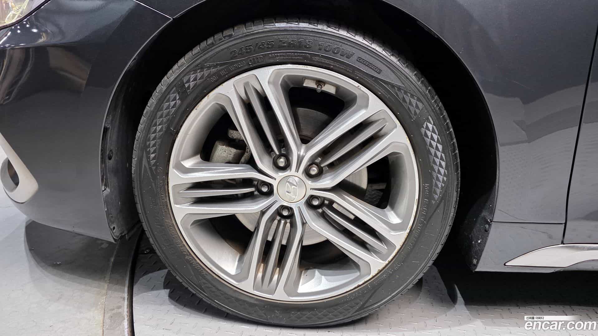 Grandeur Hyundai 2018.0-OUTER-005